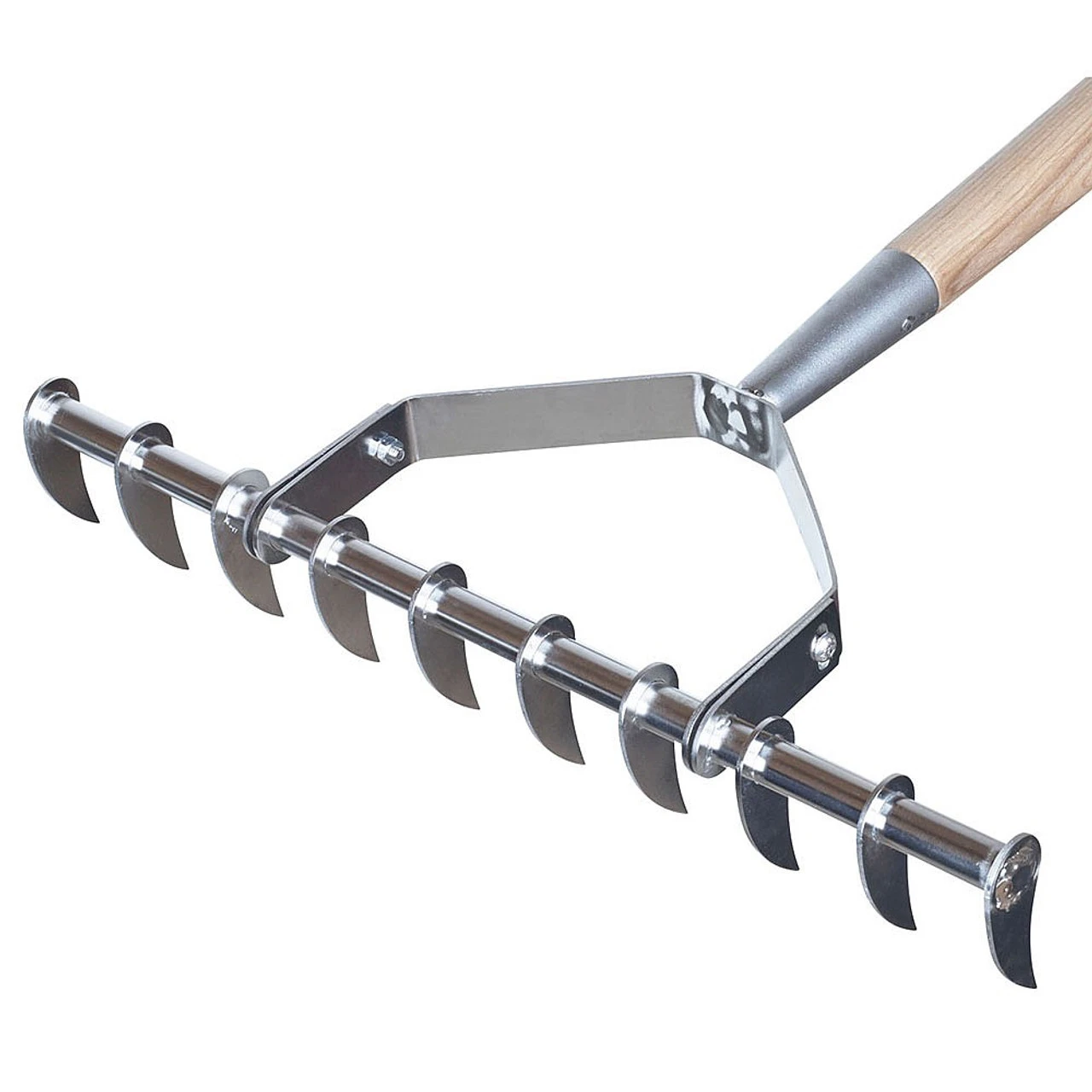 Kent & Stowe Stainless Steel Scarifying Rake 4 Kent & Stowe Stainless Steel Scarifying Rake - Image 2