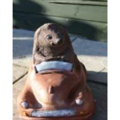 Border Stoneware Hedgehog & Car