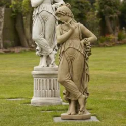 Border Stoneware Beatrice