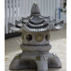 Border Stoneware Triple Top Pagoda