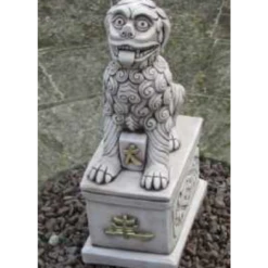 Border Stoneware Large Dragon Dog On Plinth