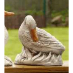 Border Stoneware Duck On Reeds